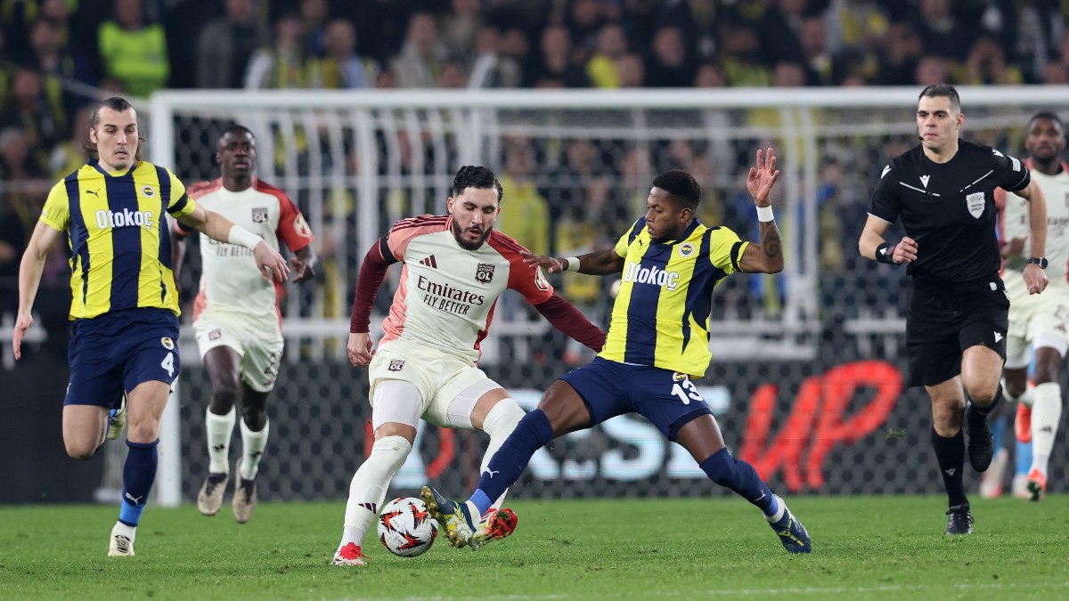 Fenerbahçe, Lyon'la berabere kaldı