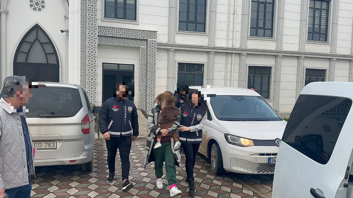 Kocaeli'de 3 milyon 200 bin TL'lik ziynet eşyası çalan 3 şüpheli yakalandı