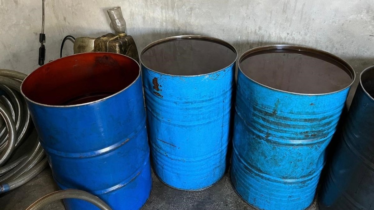 Adana'da 550 litre kaçak akaryakıt ele geçirildi