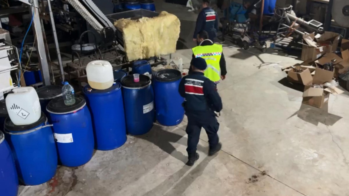 Tekirdağ’da sahte deterjan imalathanesine baskın