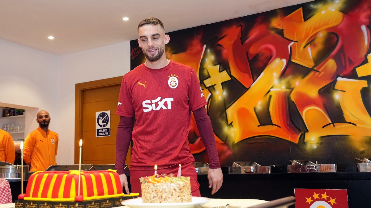Galatasaray'da Berkan Kutlu'nun doğum günü kutlandı