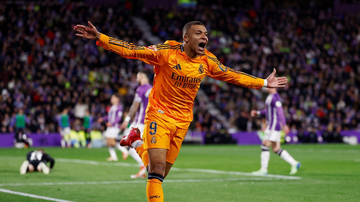 Real Madrid deplasmanda Real Valladolid'i farklı geçti