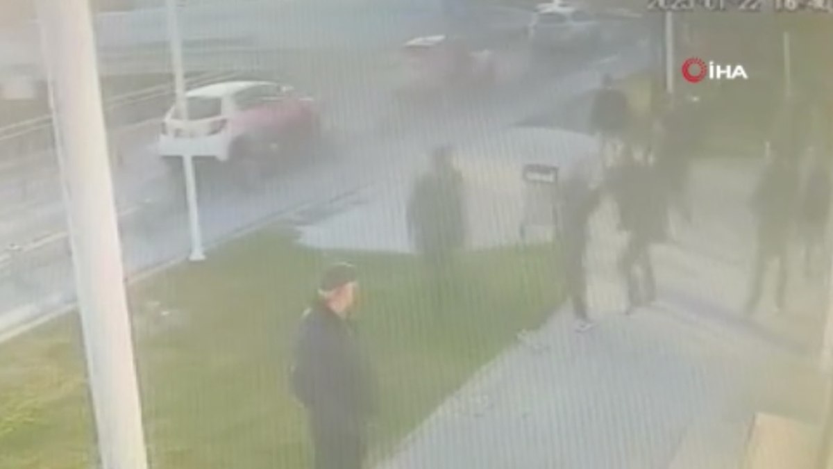 İstanbul'da alacak verecek meselesinde bıçaklı saldırı