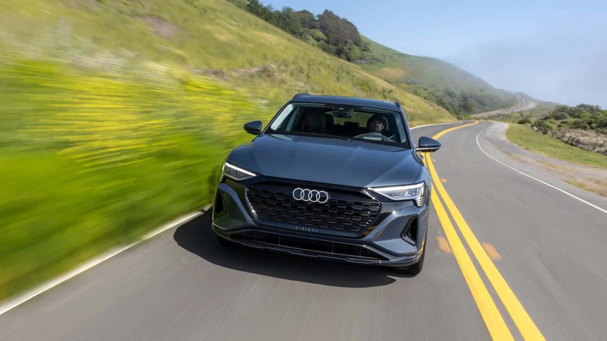 Audi'nin ilk elektrikli SUV modeli Q8 E-Tron yolun sonuna geldi