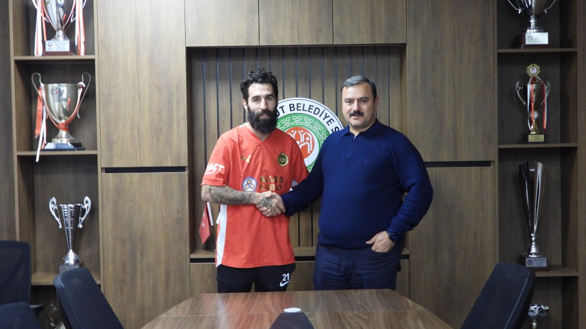 Eski Galatasaraylı Jimmy Durmaz, 3. Lig'e gitti