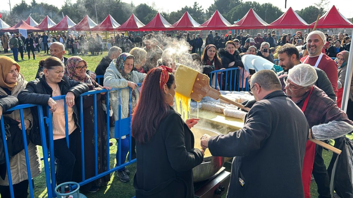Tekirdağ’da 1 ton mıhlama dağıtıldı Tekirdağ’da 1 ton mıhlama dağıtıldı