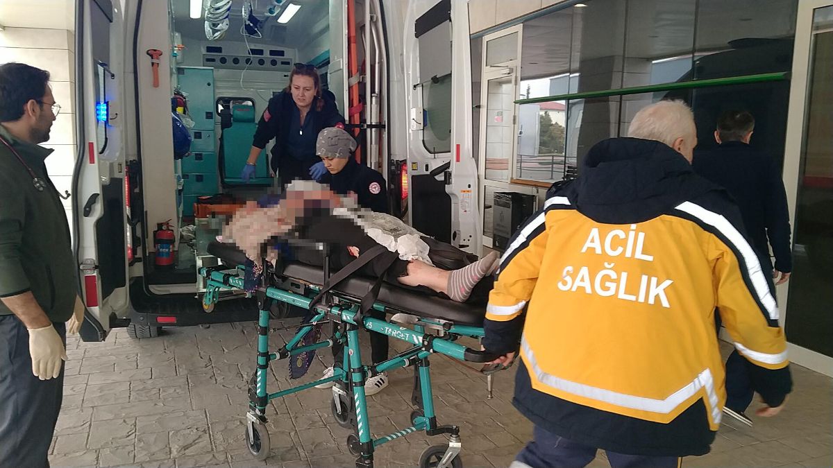 Kocaeli’de eski eşini cadde ortasında bıçakladı Kocaeli’de eski eşini cadde ortasında bıçakladı