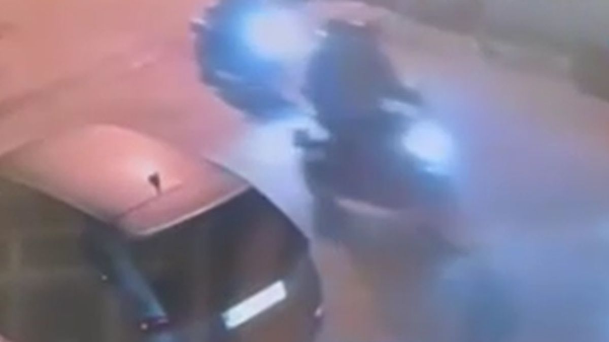 İstanbul Ataşehir'de araç kurşunlayan saldırganlar yakalandı