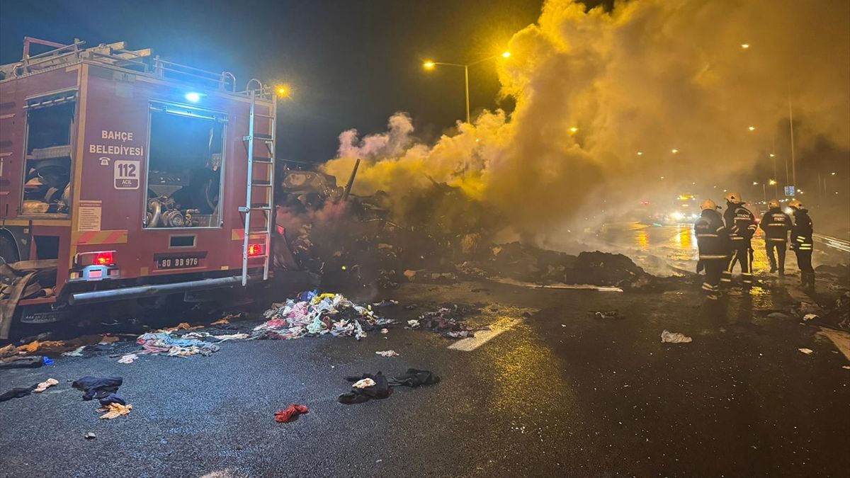 Gaziantep'te otobüs, tır ve otomobil kazaya karıştı: 1 ölü 19 yaralı