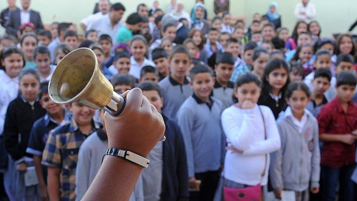 Tatil bitiyor, okullar başlıyor: 20 milyon öğrenci yarın dersbaşı yapıyor