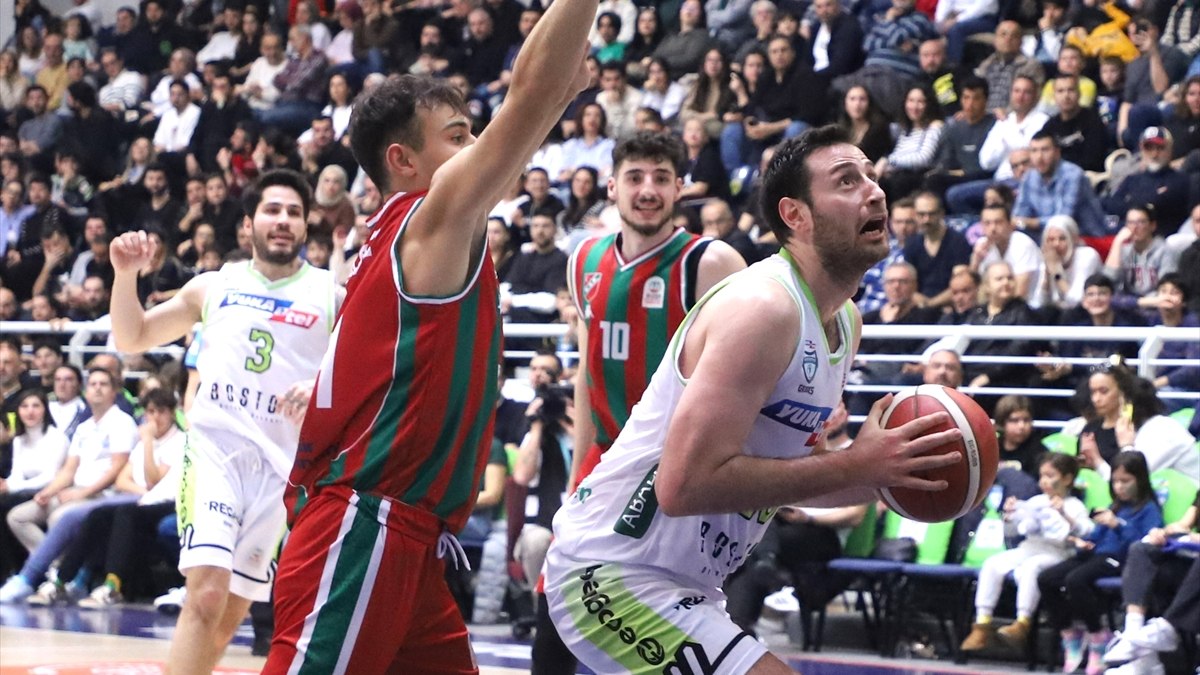 Merkezefendi Belediyesi Basket'ten Karşıyaka'ya 24 sayılık fark!