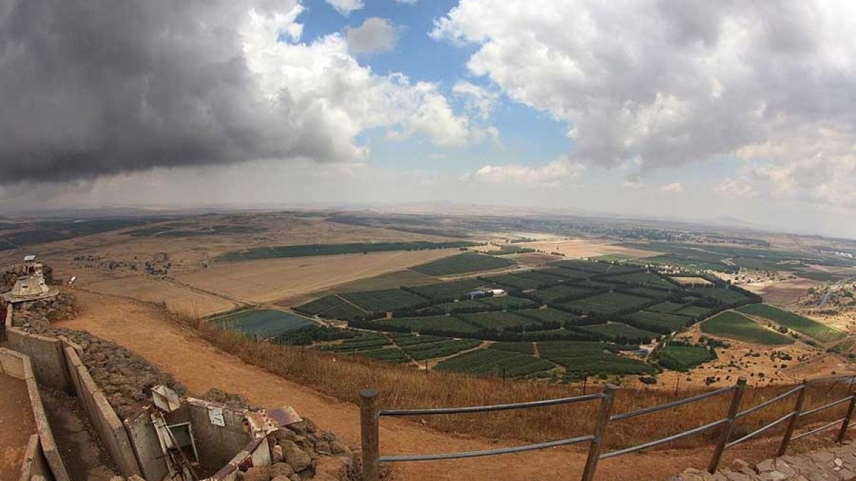 İsrail, Golan Tepeleri'nde yeni askeri üsler inşa ediyor