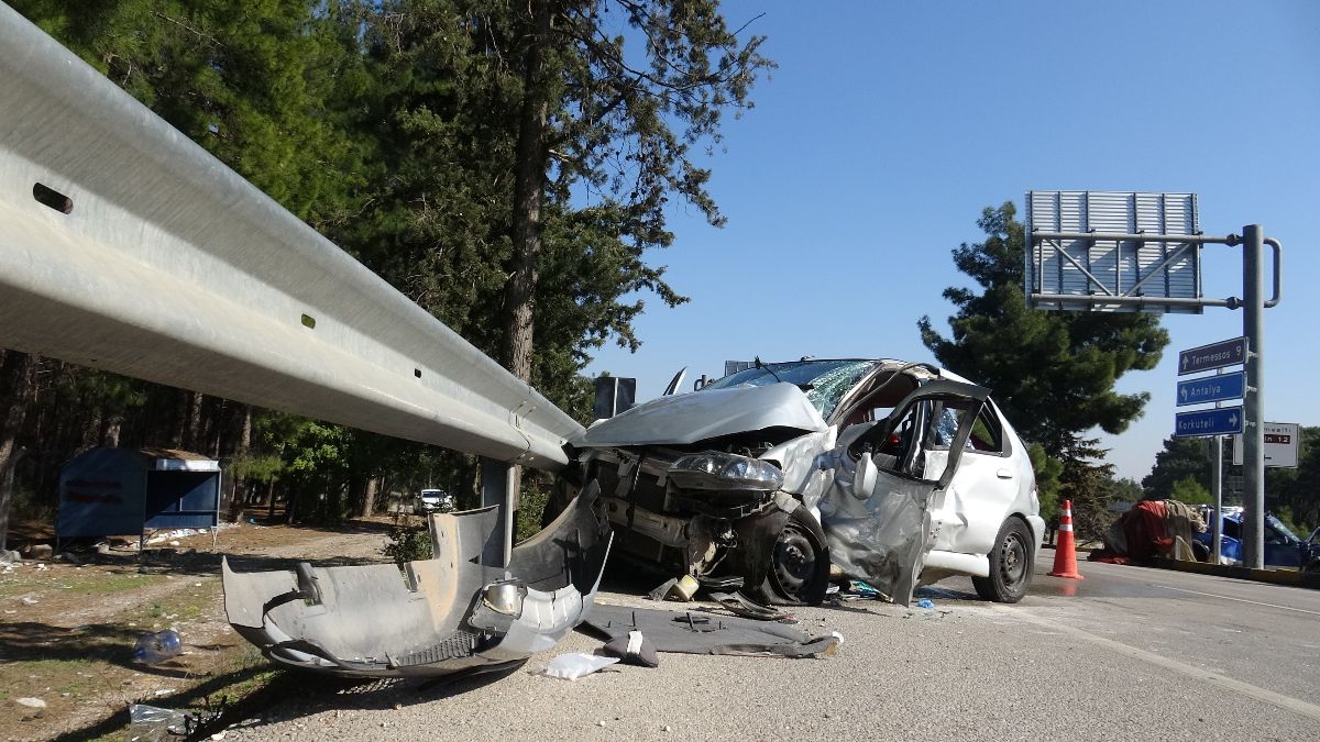 Antalya'da emniyet kemeri sayesinde hayata tutundu