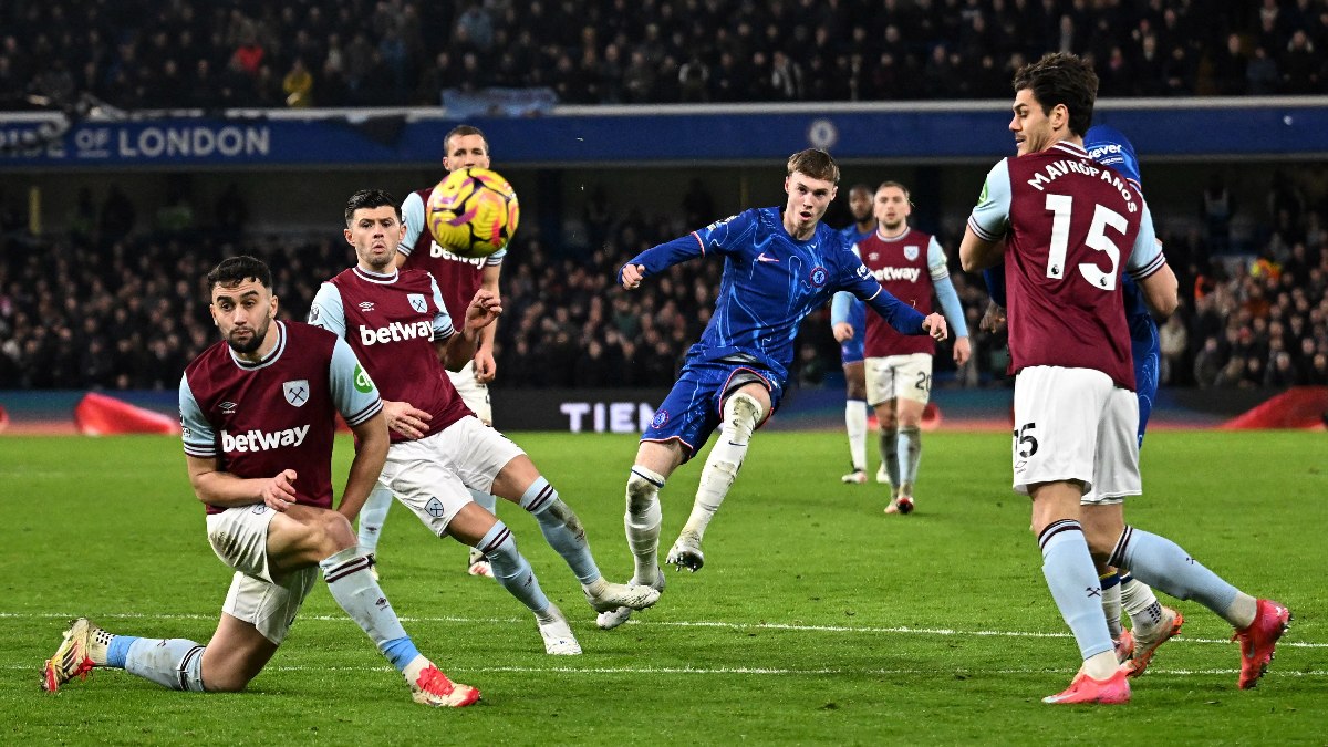 Chelsea derbide West Ham United'ı mağlup etti