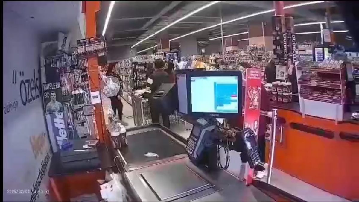 İstanbul'da işten çıkarılan market çalışanı sinir krizi geçirdi