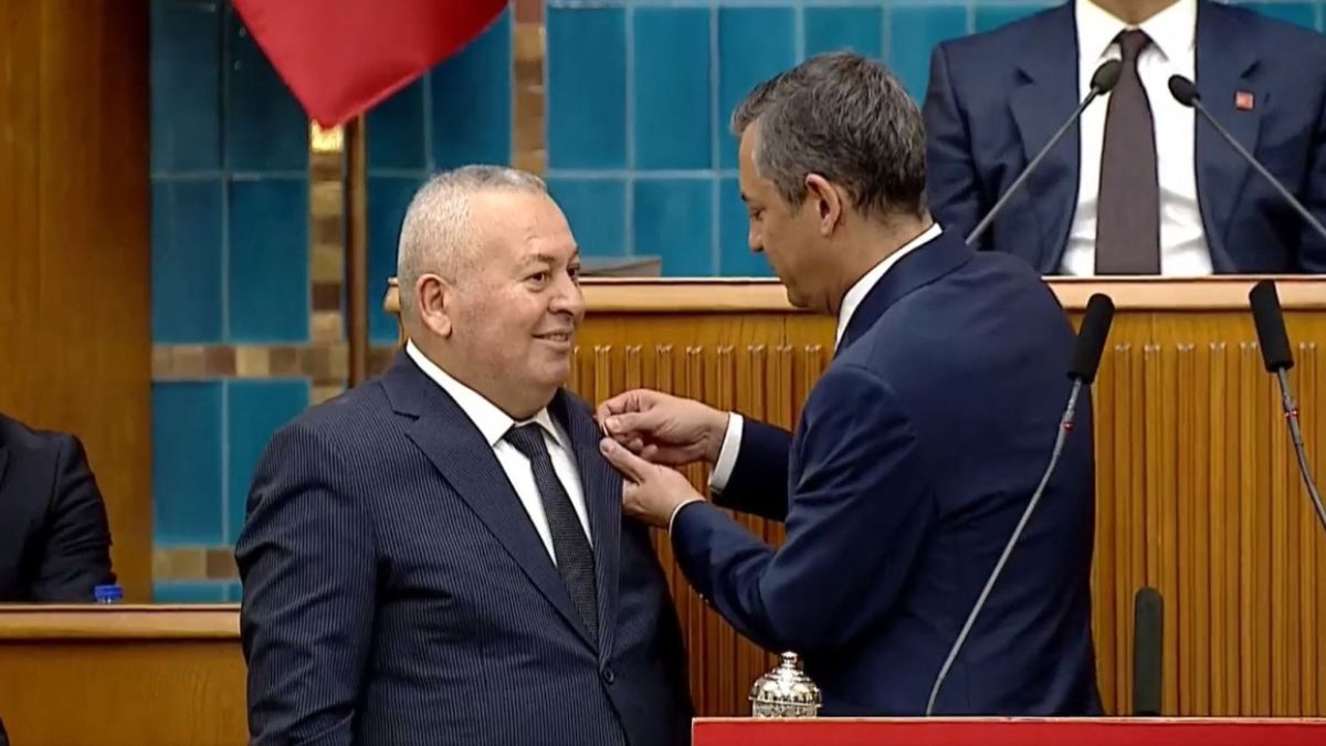 Cemal Enginyurt, CHP'ye katıldı: Uluma videosu yeniden gündem oldu