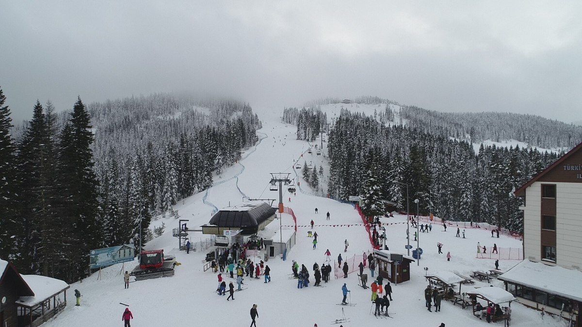 Ilgaz Dağı Kayak Merkezi'nde telesiyejlerden biri kapatıldı