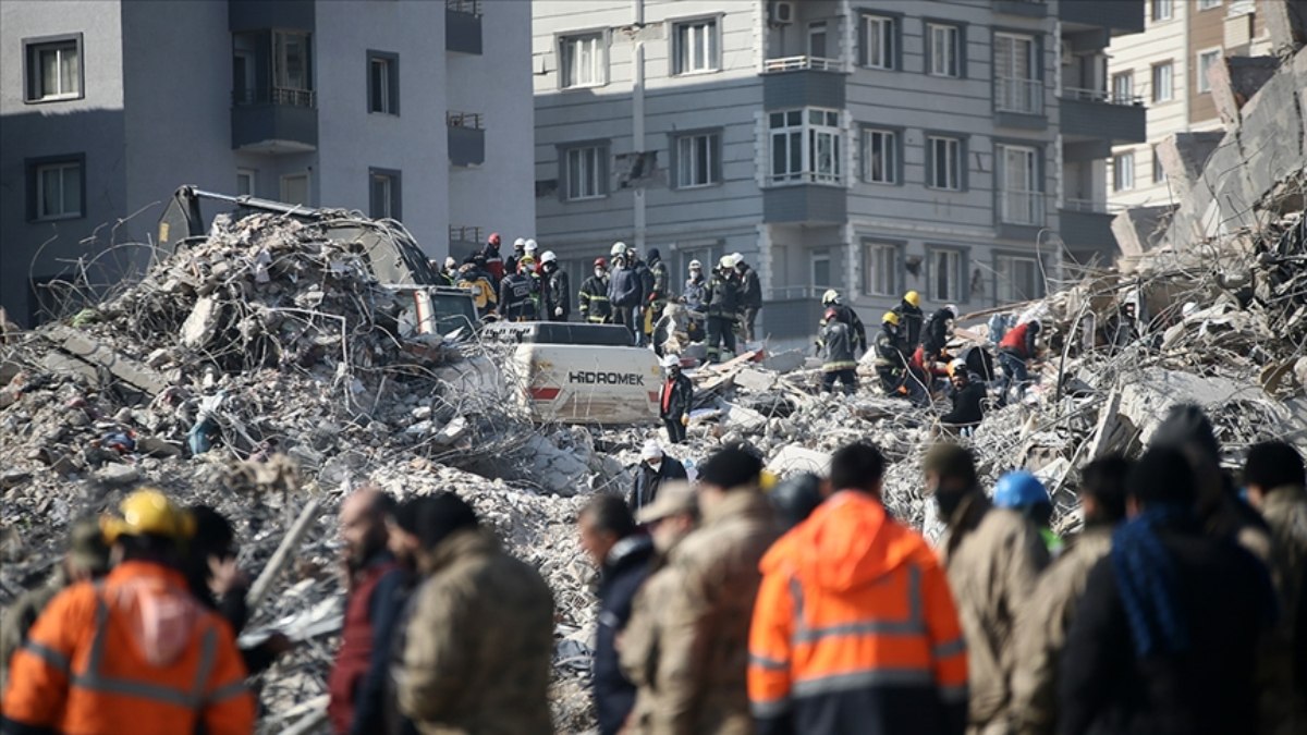 6 Şubat depremi kaç saniye sürdü, kaç bina yıkıldı? 6 Şubat'ta kaç kişi vefat etti?