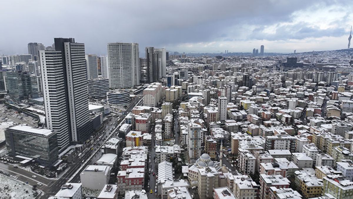 AKOM'dan İstanbul'a yeni hafta için kar yağışı uyarısı