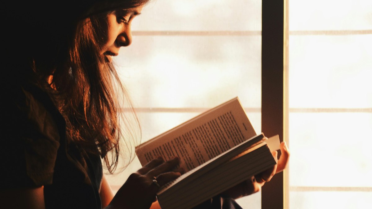 Edebiyatta yeni bir tartışma: Özet okumak, kitap okumak mıdır sorusu