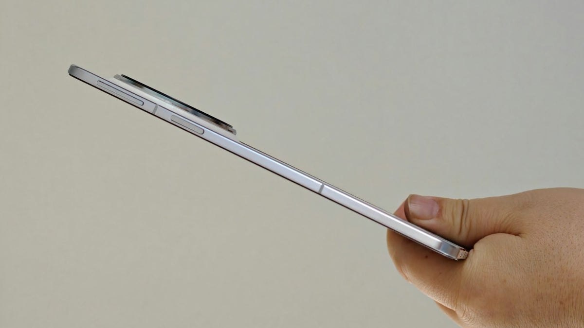 Katlanabilir Oppo Find N5'in kalınlığı yeni fotoğraflarda ortaya çıktı