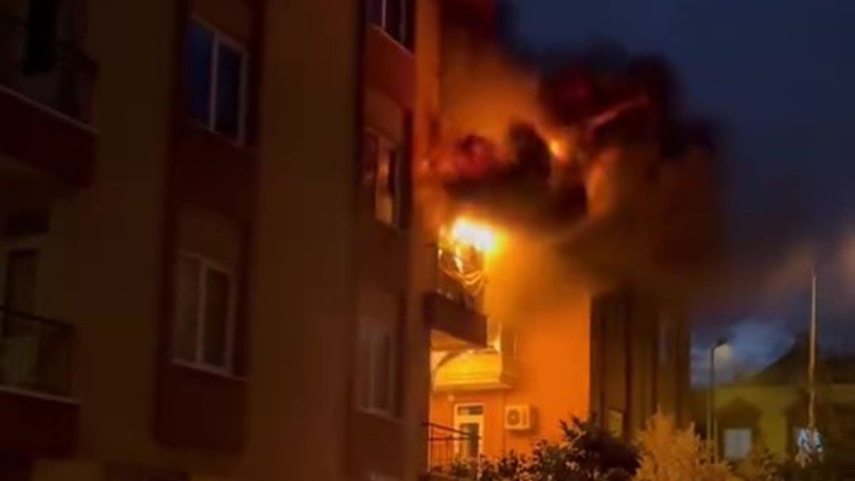 Antalya’da balkona stoklanan cep telefonu bataryaları bomba gibi patladı