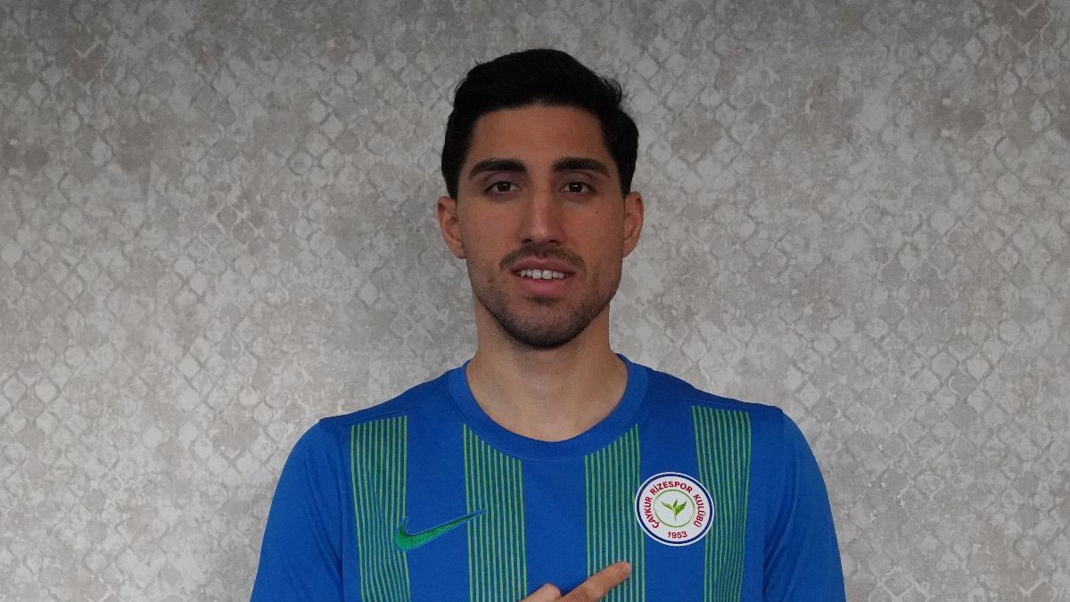 Rizespor, Berkay Özcan'ı kiralık olarak kadrosuna kattı
