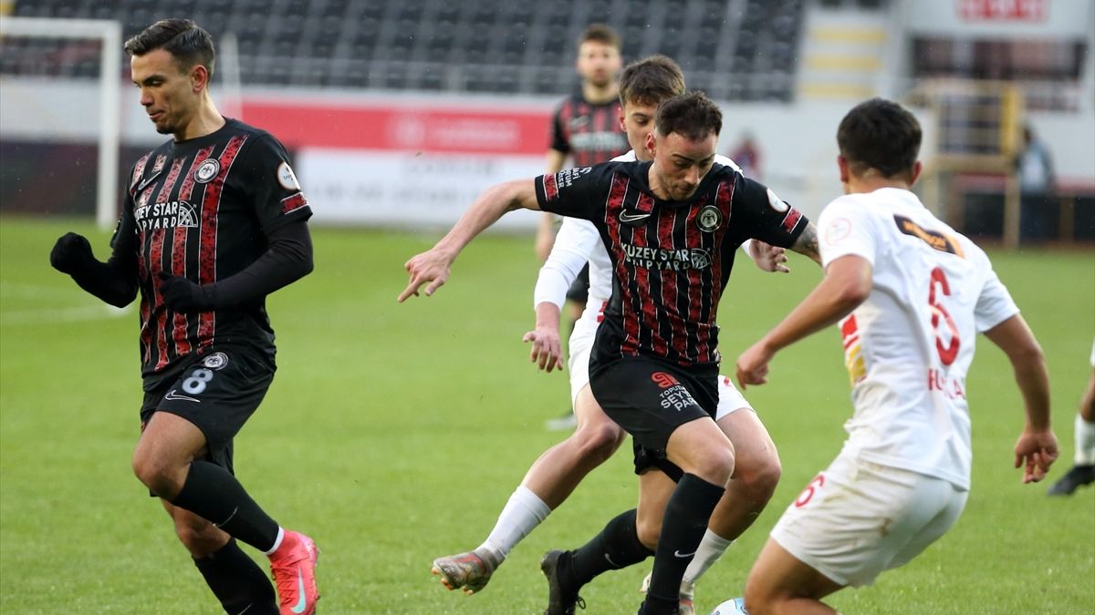 Çorum FK, Yeni Malatyaspor'u iki golle geçti