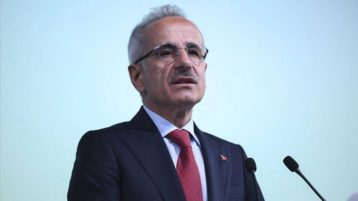 Ulaştırma ve Altyapı Bakanı Abdulkadir Uraloğlu'ndan 5G müjdesi! Statlara geliyor...