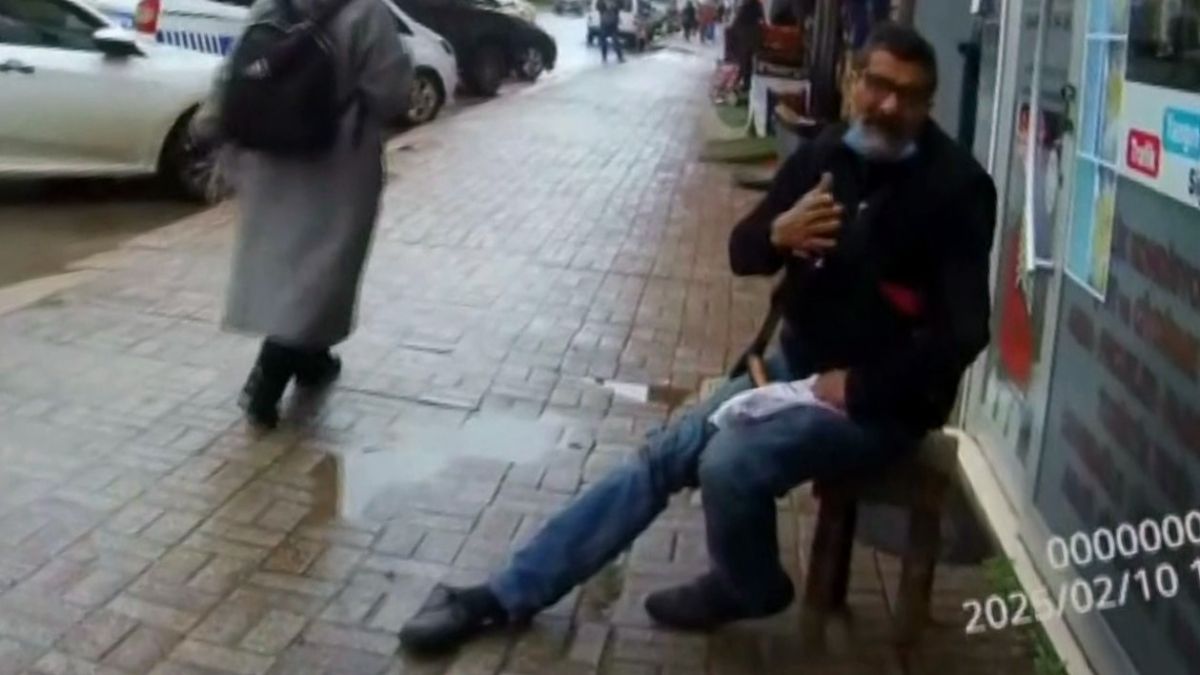 Sakarya'da dilencinin "Oscarlık" performansı zabıtayı görünce son buldu