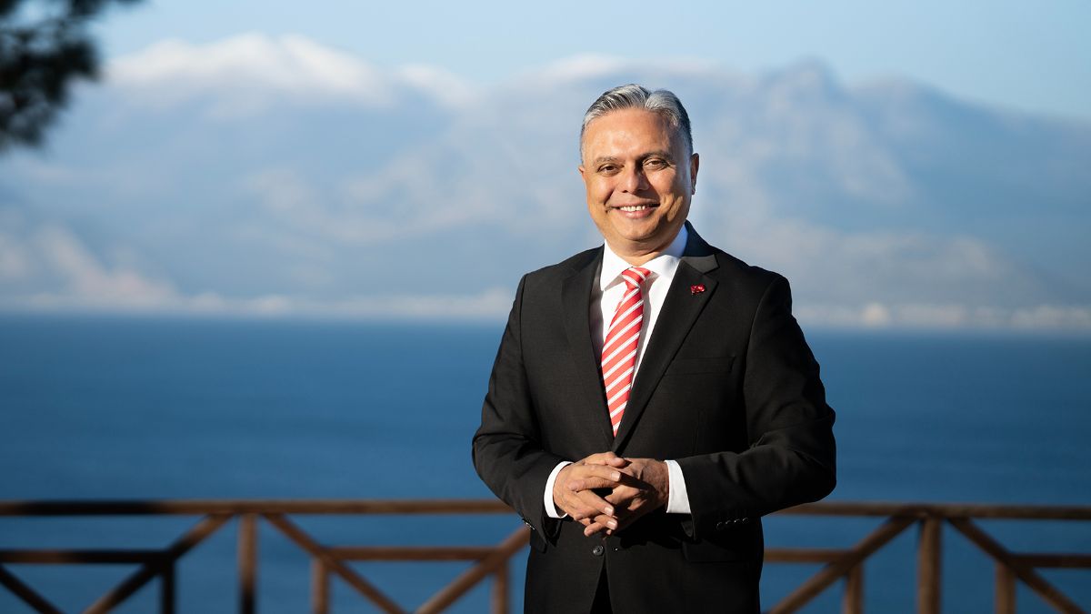 CHP'li Muratpaşa Belediye Başkanı Ümit Uysal: İstenirse Cumhurbaşkanı adayı olurum