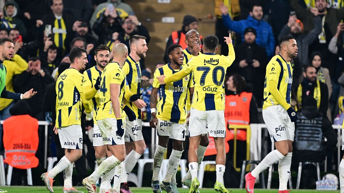 Fenerbahçe, Kasımpaşa'yı art arda 12. kez mağlup etti