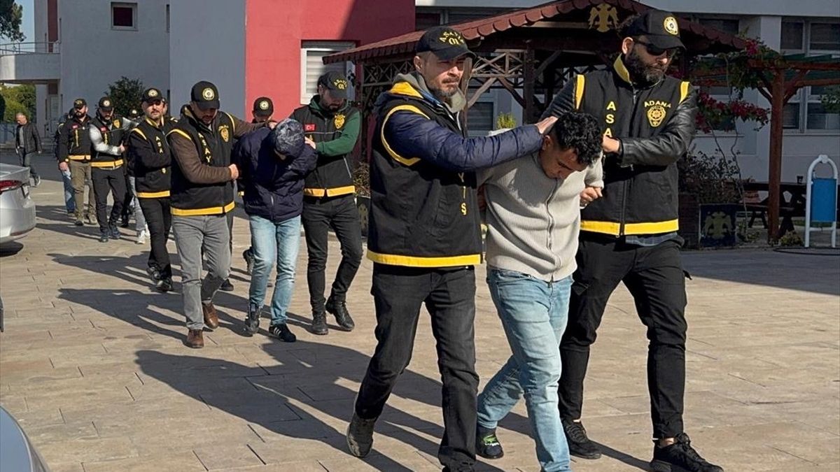 Adana'da esnaftan 35 milyon TL haraç isteyen ‘Duygusuzlar' çetesi çökertildi