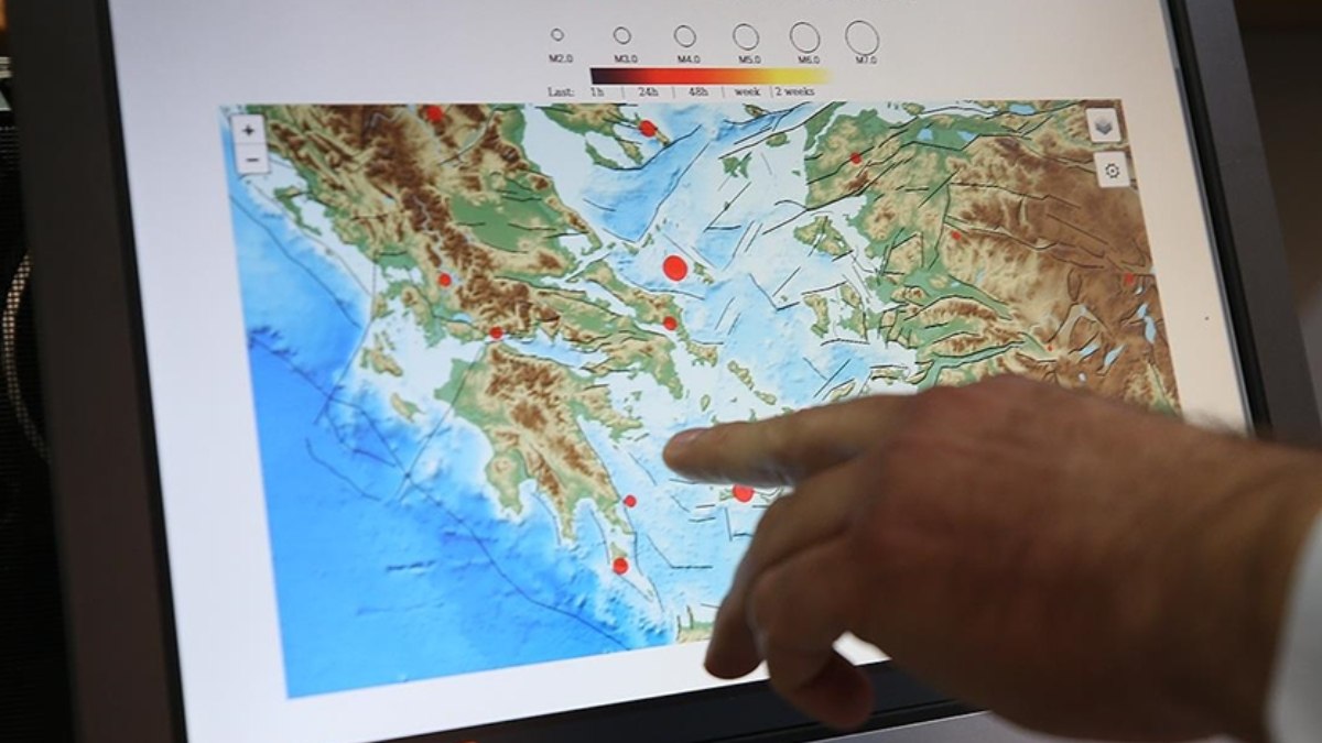 Prof. Dr. Hasan Sözbilir'den Ege'de deprem ve tsunami uyarısı: Yarım saatimiz var