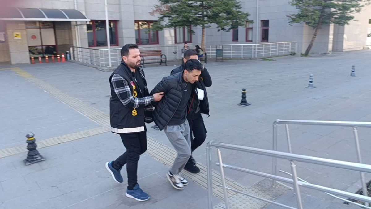 Antalya'da otomobille ortalığı savaş alanına çeviren avukat tutuklandı
