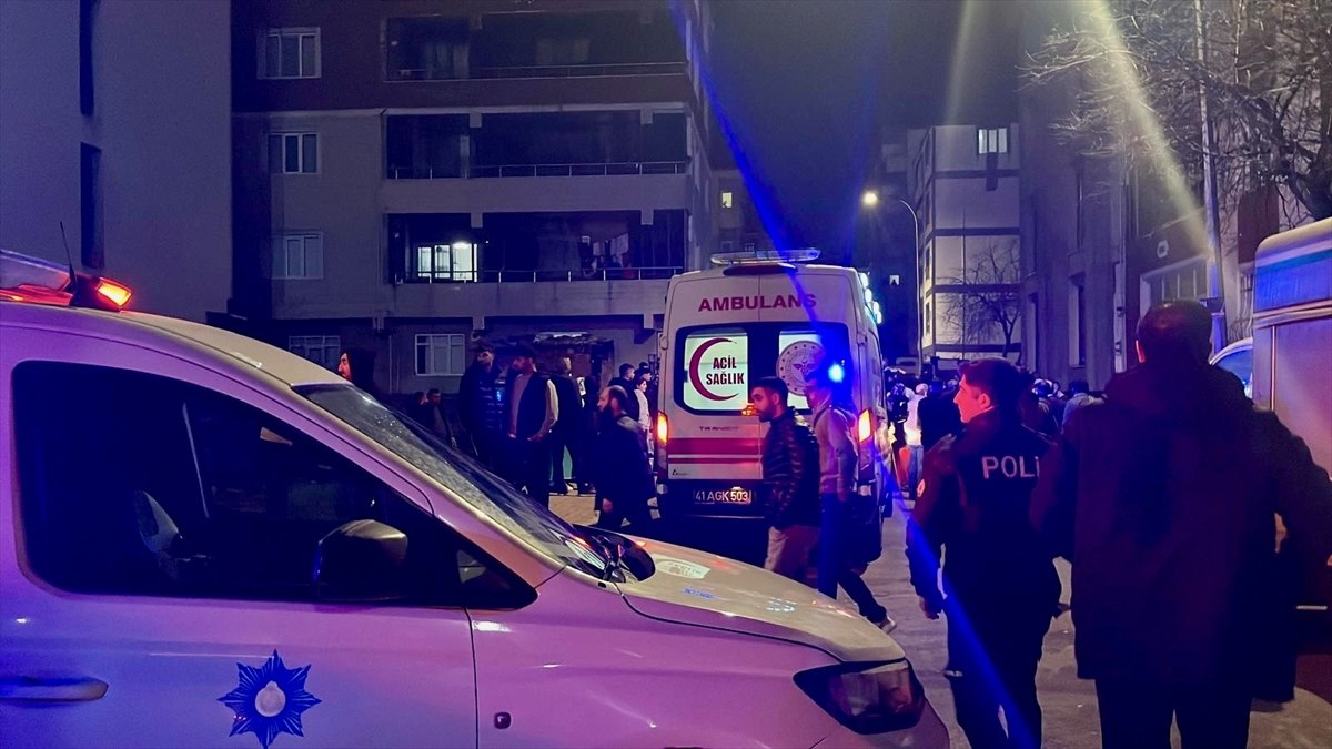 Kocaeli'de çocukların kavgasına aileler de dahil oldu: 6 gözaltı