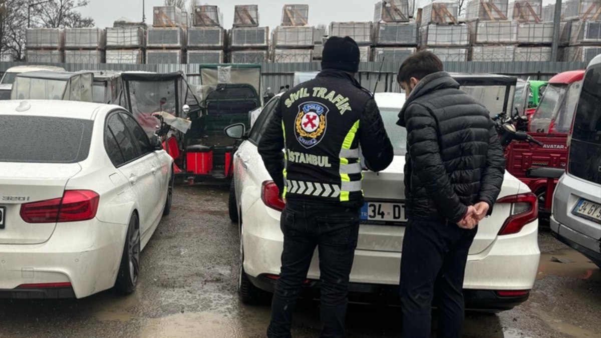 İstanbul'da ikinci kez drift atan sürücünün ehliyeti iptal edildi