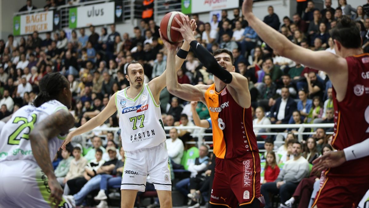 Merkezefendi Belediyesi Basket, Galatasaray'ı yendi
