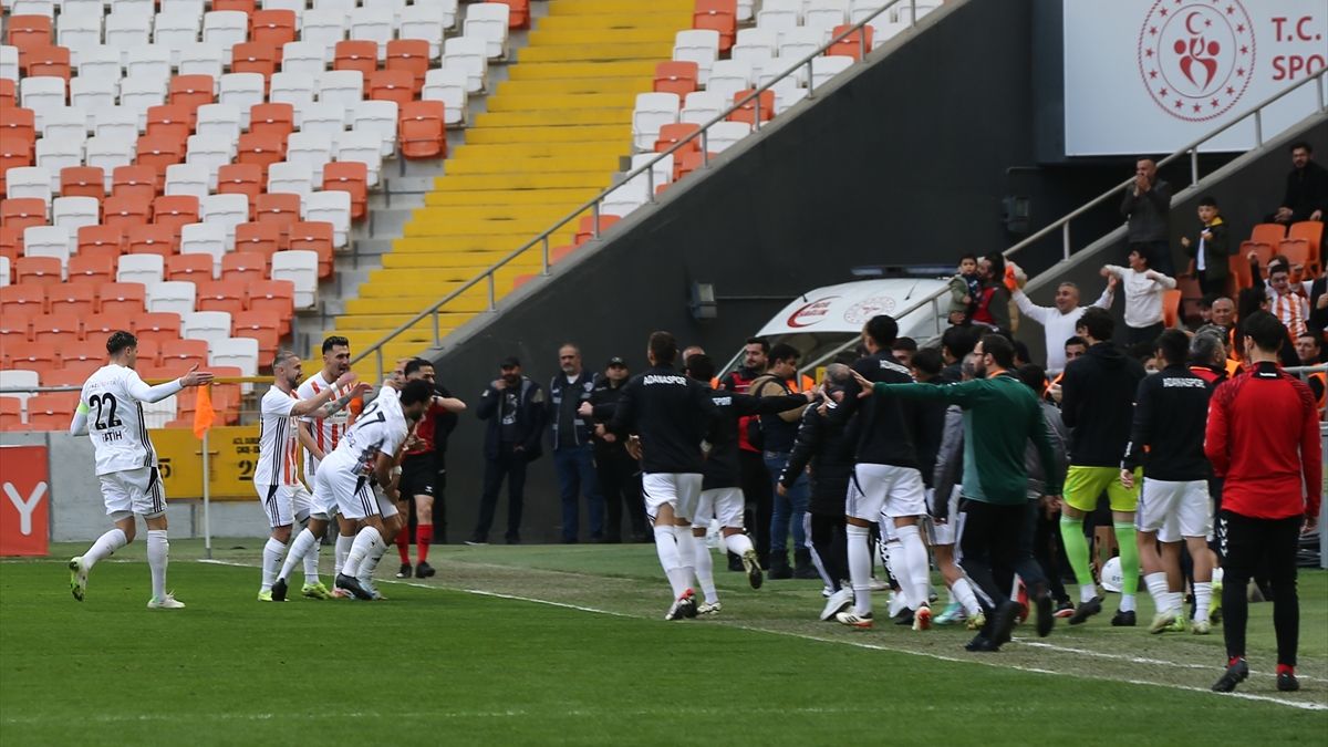Adanaspor, Ankaragücü karşısında iki golle güldü