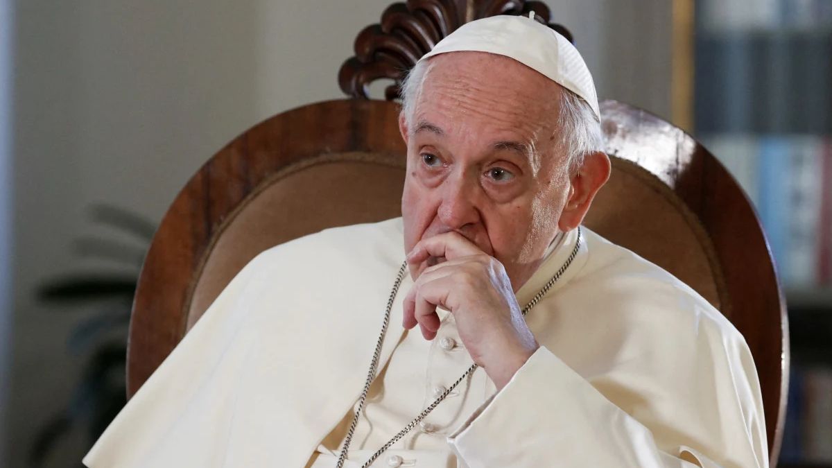 Papa Franciscus'un Sağlık Durumu Hakkında Yeni Gelişmeler: Durumu Stabil, Yüksek Akımlı Oksijen Desteğine Devam Ediyor
