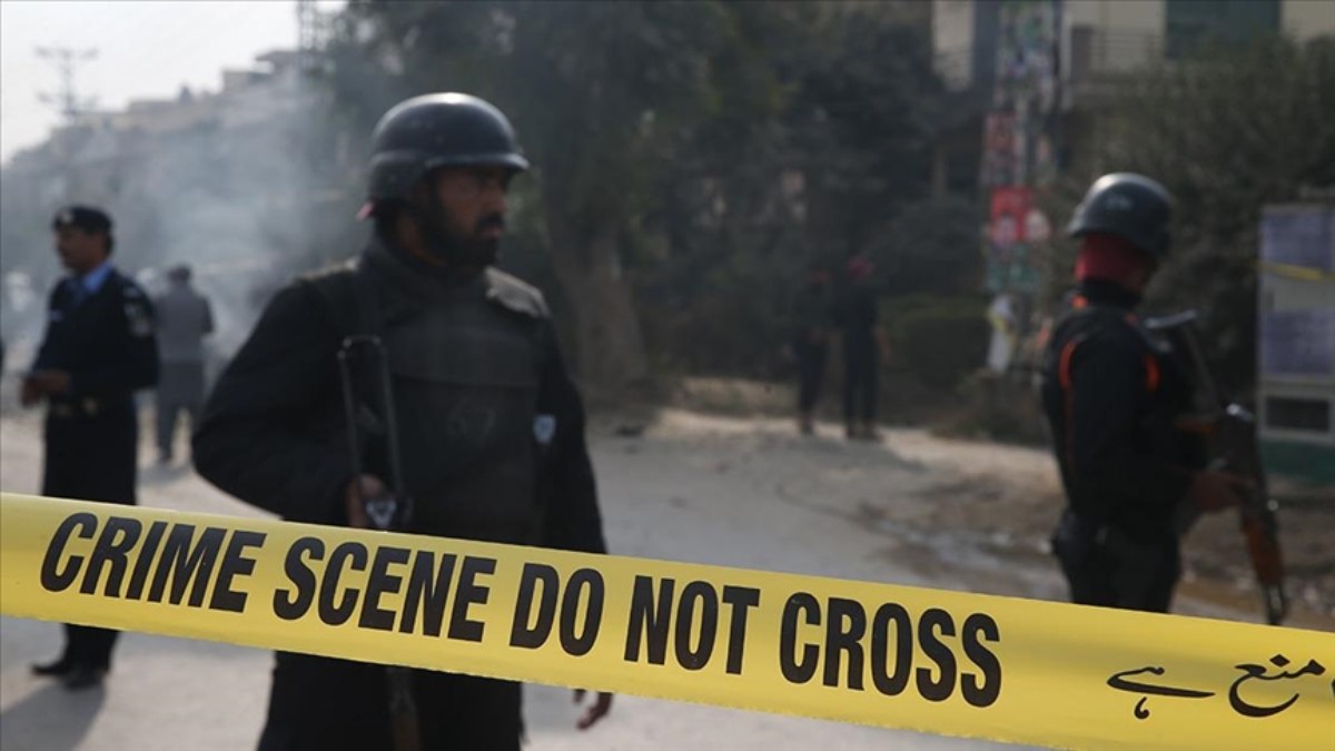 Pakistan'da intihar saldırısı düzenlendi