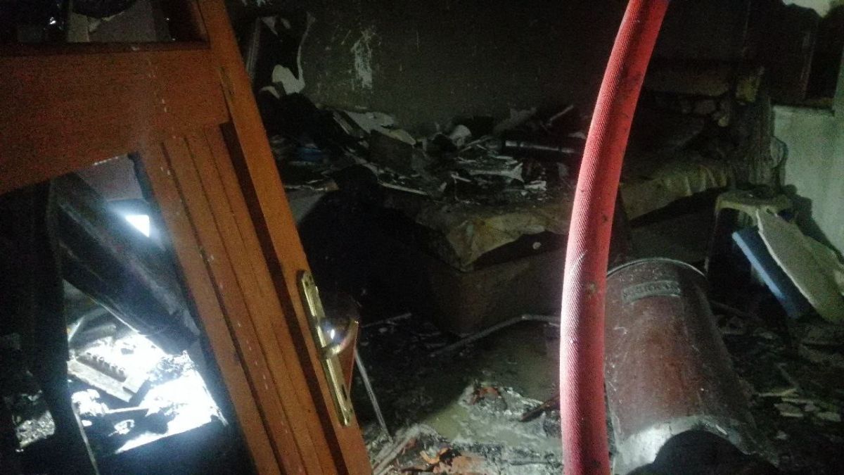 Isparta’da 2 katlı müstakil evde yangın