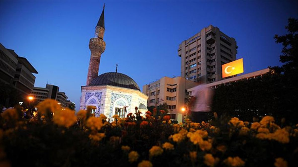 4 Mart 2025 iftar ve teravih vakitleri! İl il ezan saatleri...