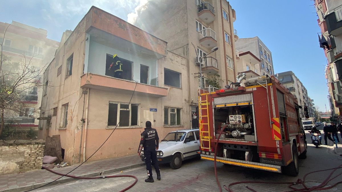 Aydın’da metruk binada korkutan yangın