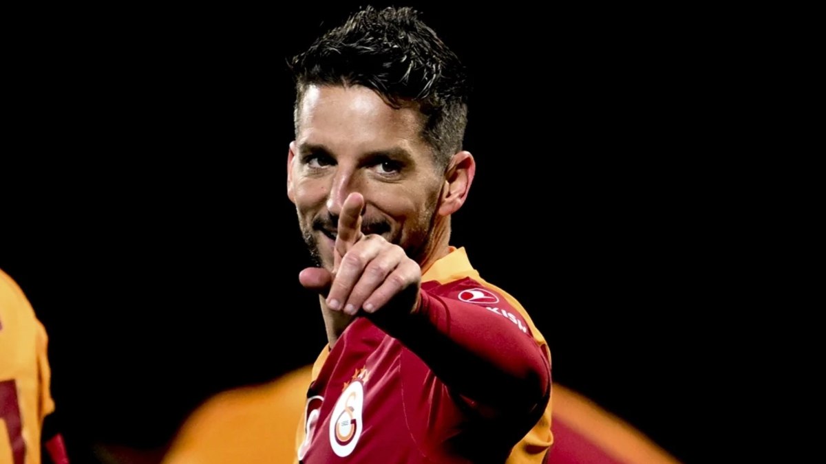 Galatasaray'da Dries Mertens'in geleceğiyle ilgili yeni gelişme