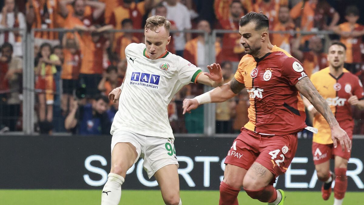 Alanyaspor - Galatasaray maçının ilk 11'leri
