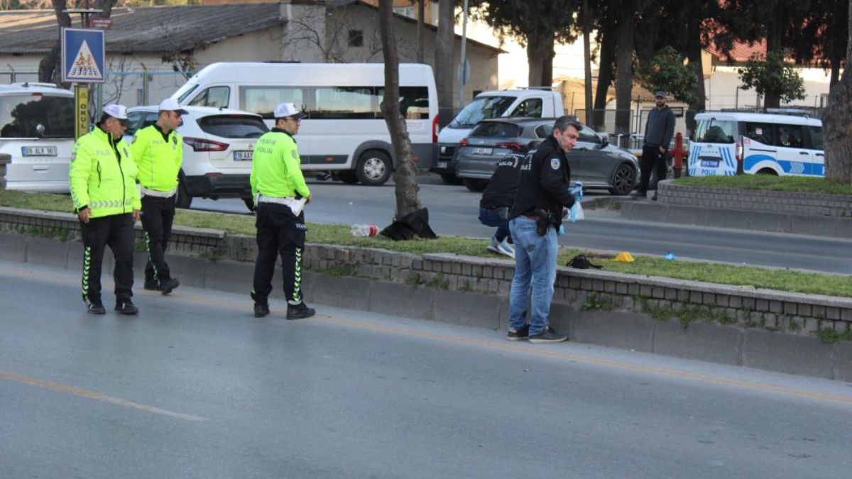 Aydın'da yolun karşısına geçmek isteyen kadına otomobil çarptı