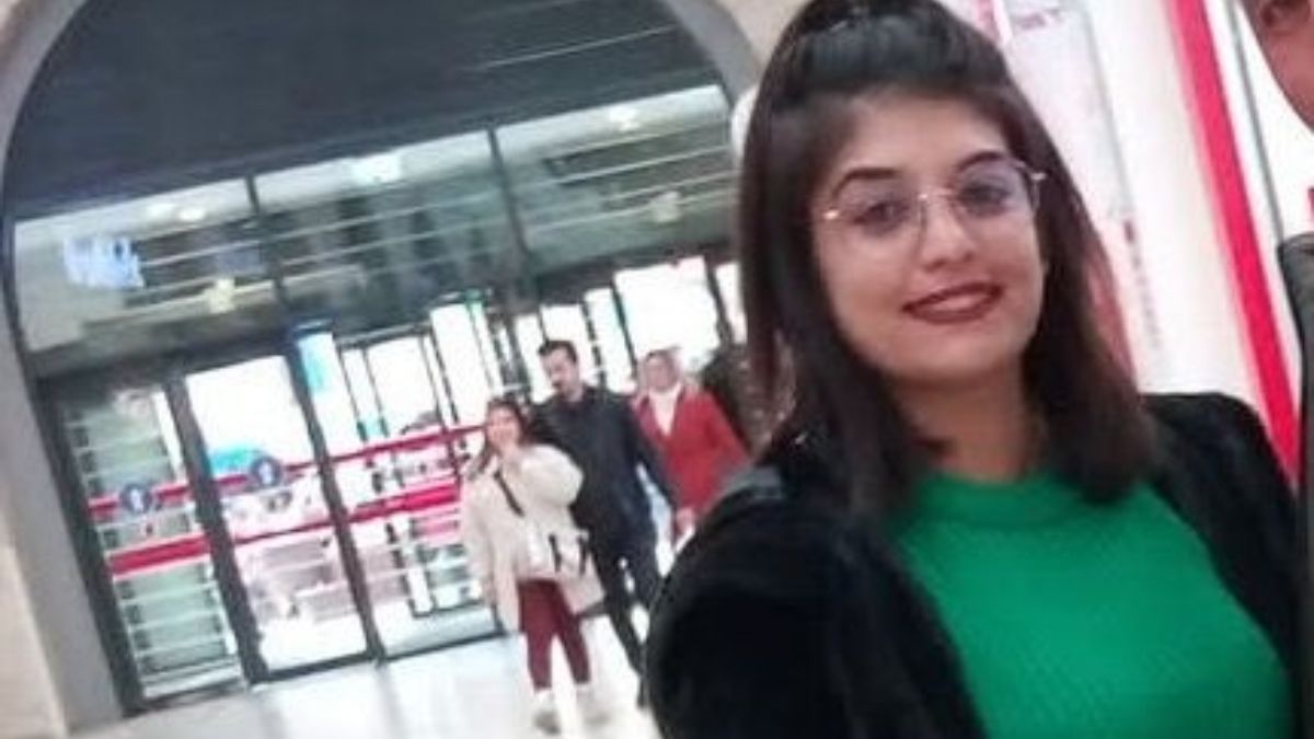 Aydın'da eşinin aracının yanında ölü bulundu