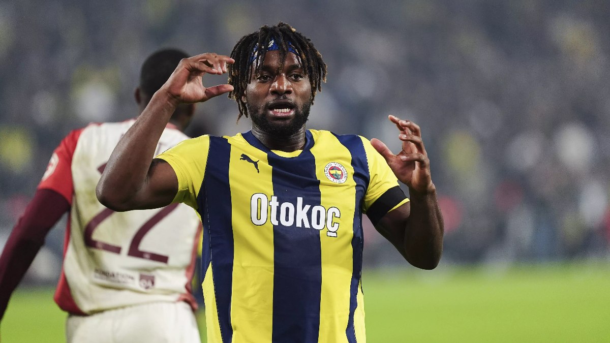 Fenerbahçe'de Jose Mourinho ve Allan Saint-Maximin arasındaki atışma sürüyor