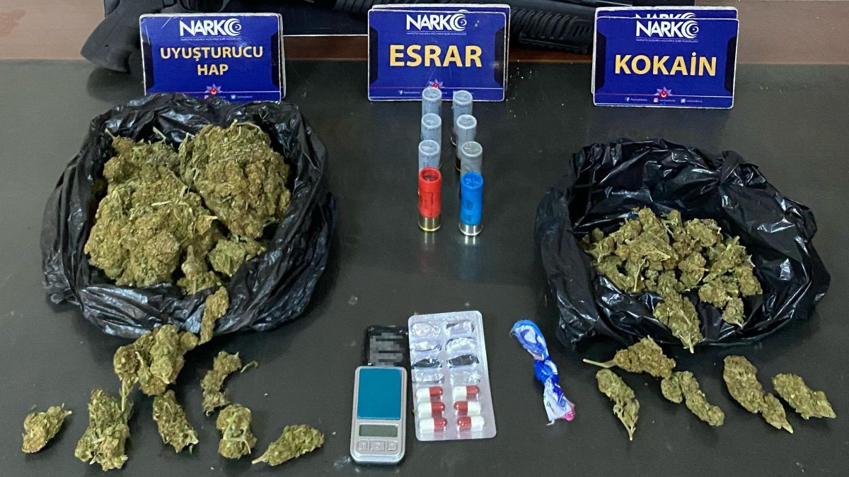 Adana’da ofisinde esrar yakalandı: Kullanıyorum ama bunlar benim değil